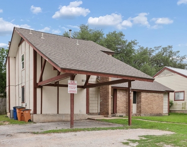 6803 Woodhue Dr - Photo Thumbnail 2
