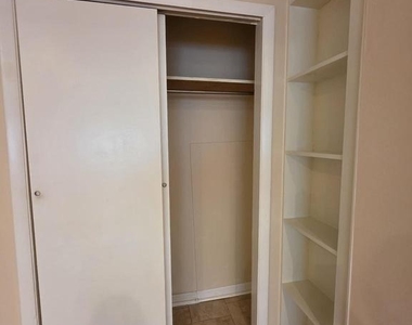 1153 S 11th Street - Photo Thumbnail 8