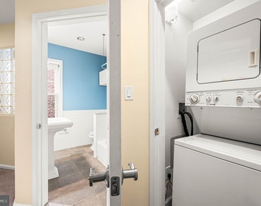 1027 N 4th Street - Photo Thumbnail 8