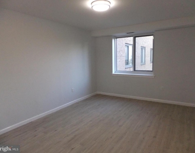 1640 Oakwood Drive - Photo Thumbnail 18