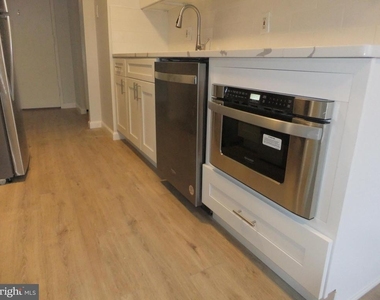 1640 Oakwood Drive - Photo Thumbnail 12