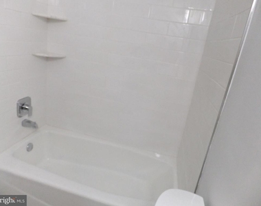 1640 Oakwood Drive - Photo Thumbnail 20