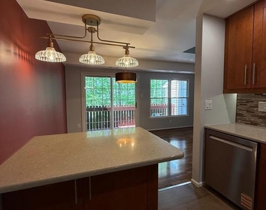 46 Woodbine Court - Photo Thumbnail 9