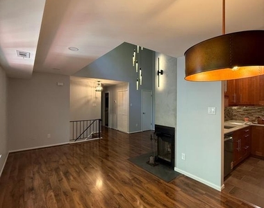 46 Woodbine Court - Photo Thumbnail 10