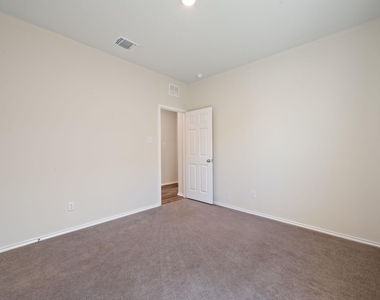 184 Gunther Way - Photo Thumbnail 17