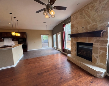 13121 Appaloosa Chase Dr - Photo Thumbnail 7