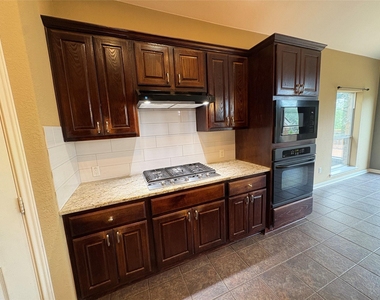 13121 Appaloosa Chase Dr - Photo Thumbnail 9