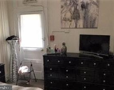 126 W Market Street - Photo Thumbnail 9