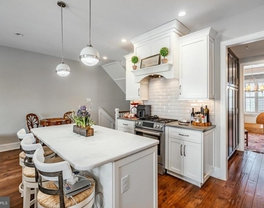 23 Central Avenue - Photo Thumbnail 9