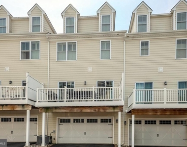23 Central Avenue - Photo Thumbnail 2