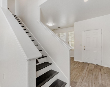 4508 Peach Grove Rd - Photo Thumbnail 12