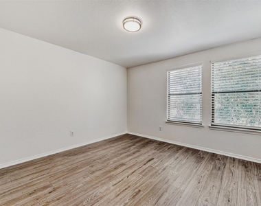 4508 Peach Grove Rd - Photo Thumbnail 19