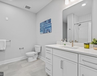 144 N.main St - Photo Thumbnail 38