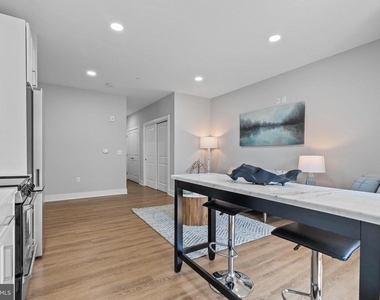 144 N.main St - Photo Thumbnail 26