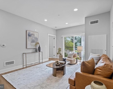144 N.main St - Photo Thumbnail 27