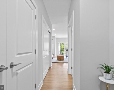144 N.main St - Photo Thumbnail 15