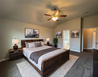 8113 Northgate Loop - Photo Thumbnail 15