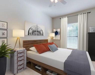 11400 Domain Dr - Photo Thumbnail 5