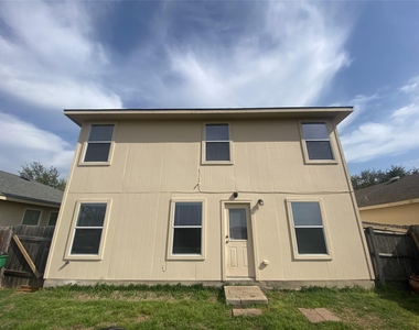 12840 Saint Mary Dr - Photo Thumbnail 8