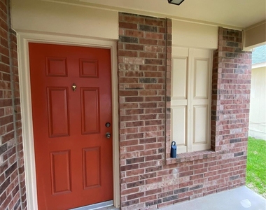12840 Saint Mary Dr - Photo Thumbnail 1