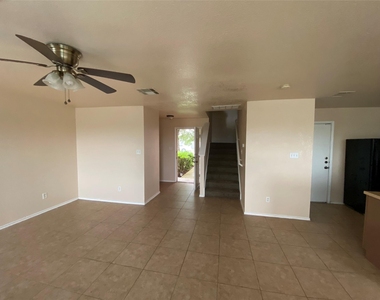 12840 Saint Mary Dr - Photo Thumbnail 4