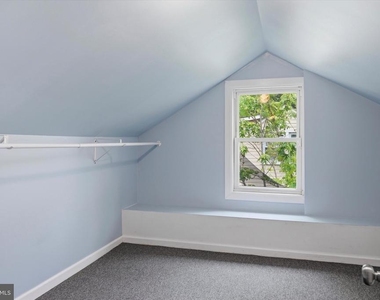 334 N Oakland Avenue - Photo Thumbnail 12