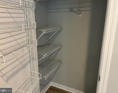 75 Kenwood - Photo Thumbnail 12