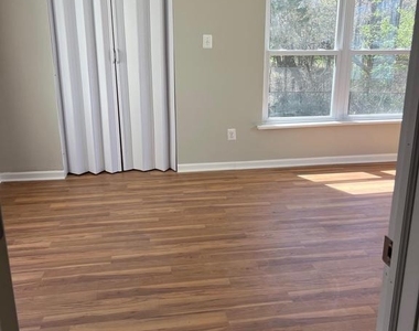 16 Maynard Drive - Photo Thumbnail 6