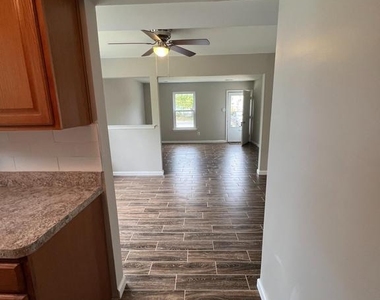 16 Maynard Drive - Photo Thumbnail 12