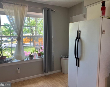 41 Hampton Gate Drive - Photo Thumbnail 3