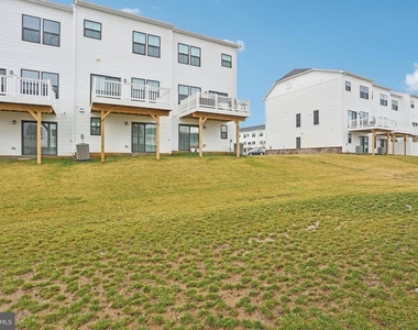 47 Rosemary Way - Photo Thumbnail 40