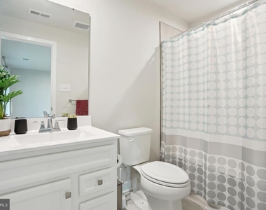 47 Rosemary Way - Photo Thumbnail 20
