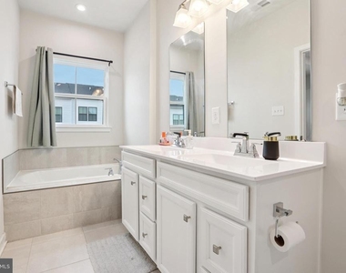 47 Rosemary Way - Photo Thumbnail 33