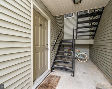 17 Chelmsford Court - Photo Thumbnail 1