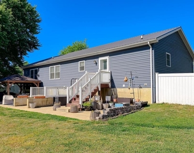 49474 Morning Glory Lane - Photo Thumbnail 44