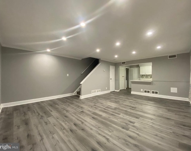 2301 Houston Street - Photo Thumbnail 1
