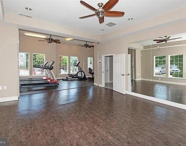 1301 Karen Boulevard - Photo Thumbnail 19