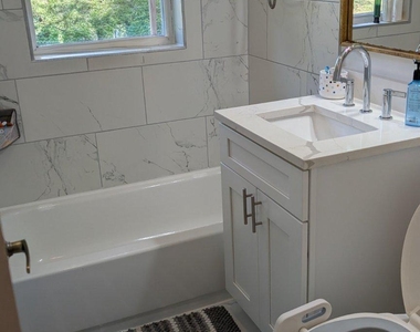 15715 Tierra Drive - Photo Thumbnail 19