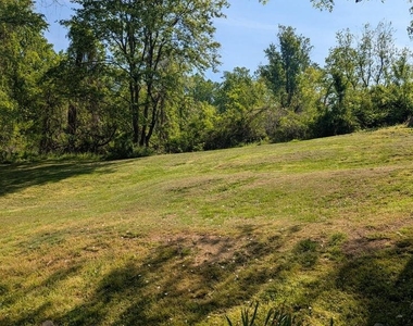 15715 Tierra Drive - Photo Thumbnail 35