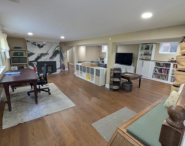 15715 Tierra Drive - Photo Thumbnail 24