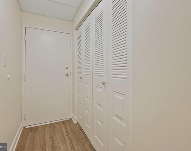 28 Liberty Street - Photo Thumbnail 5