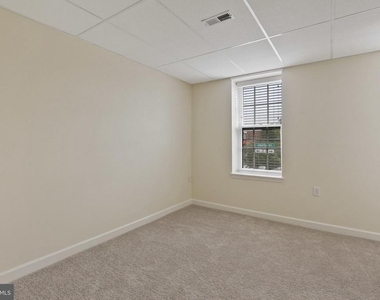 28 Liberty Street - Photo Thumbnail 13