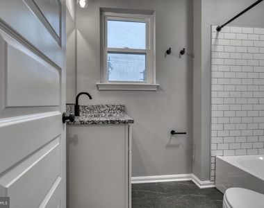 6722 Brentwood Avenue - Photo Thumbnail 15