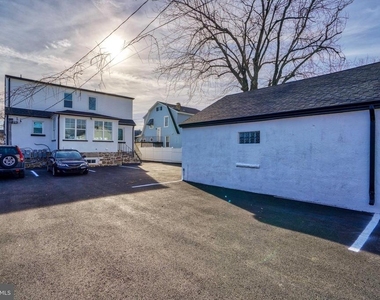 6722 Brentwood Avenue - Photo Thumbnail 27
