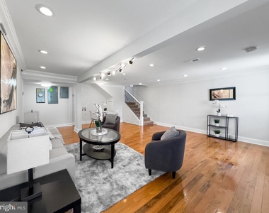 5209 Cuthbert Avenue - Photo Thumbnail 3