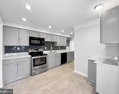 5209 Cuthbert Avenue - Photo Thumbnail 7