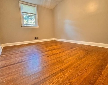 1726 E Belvedere Avenue - Photo Thumbnail 15
