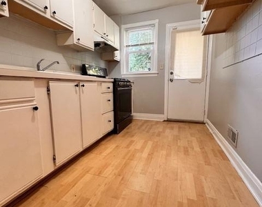 1726 E Belvedere Avenue - Photo Thumbnail 3