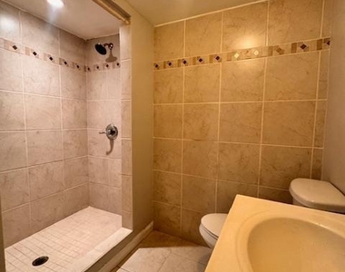 1726 E Belvedere Avenue - Photo Thumbnail 8