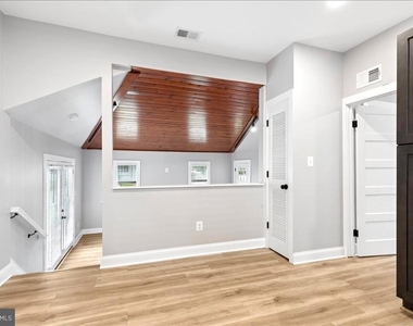 1621 Bentley Road - Photo Thumbnail 7